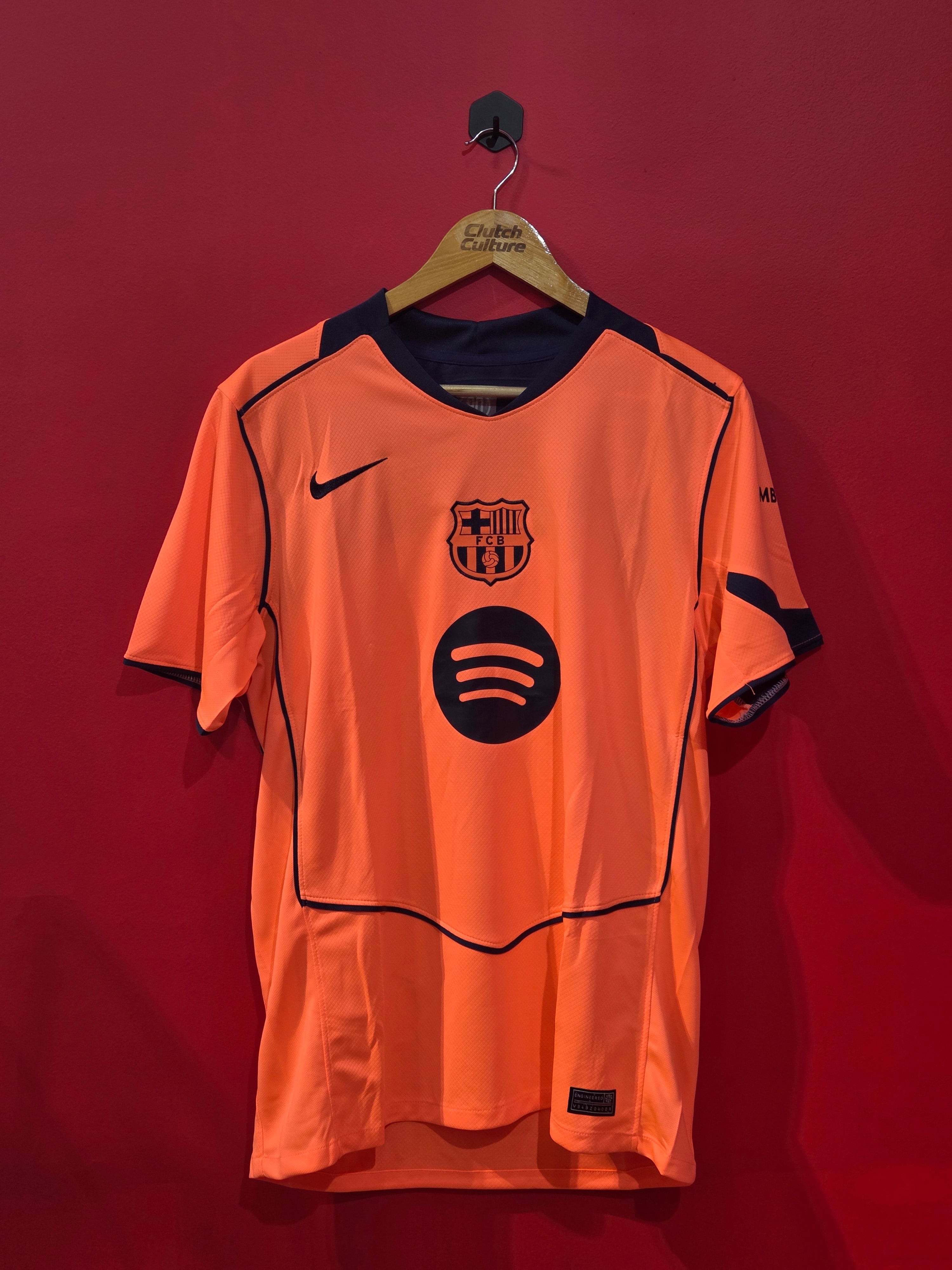 Barcelona Third 25/26 Fan Version