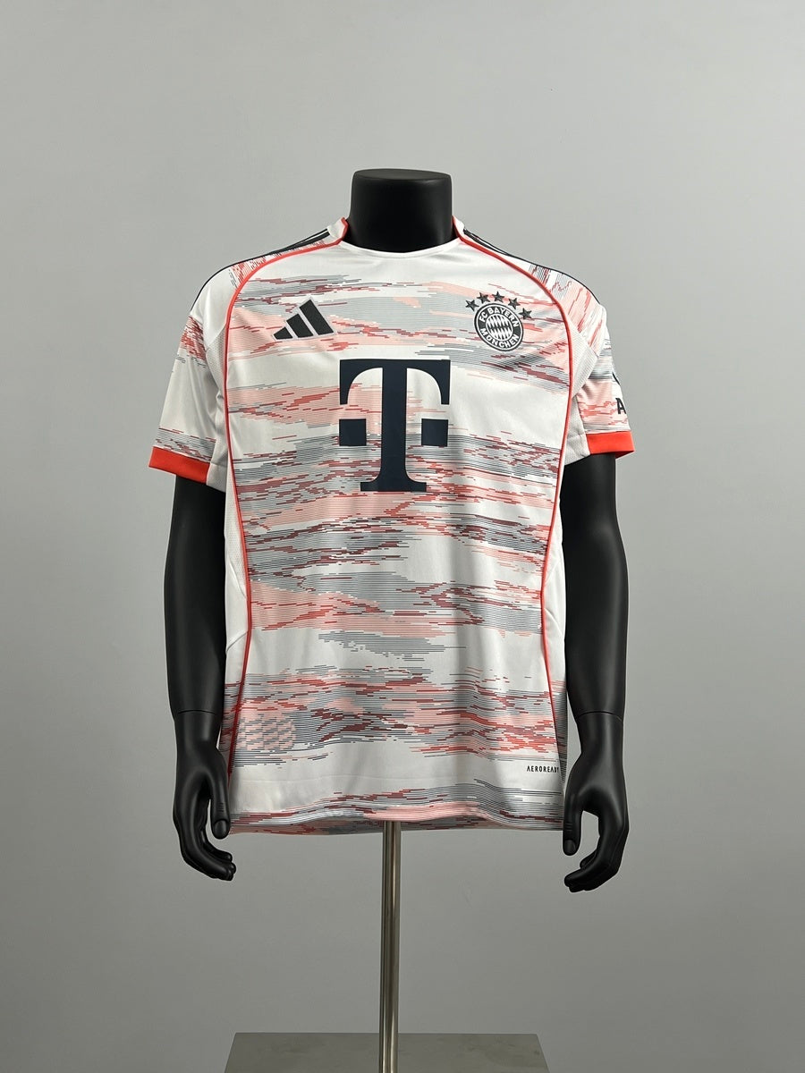Bayern Away 25/26 Fan Version
