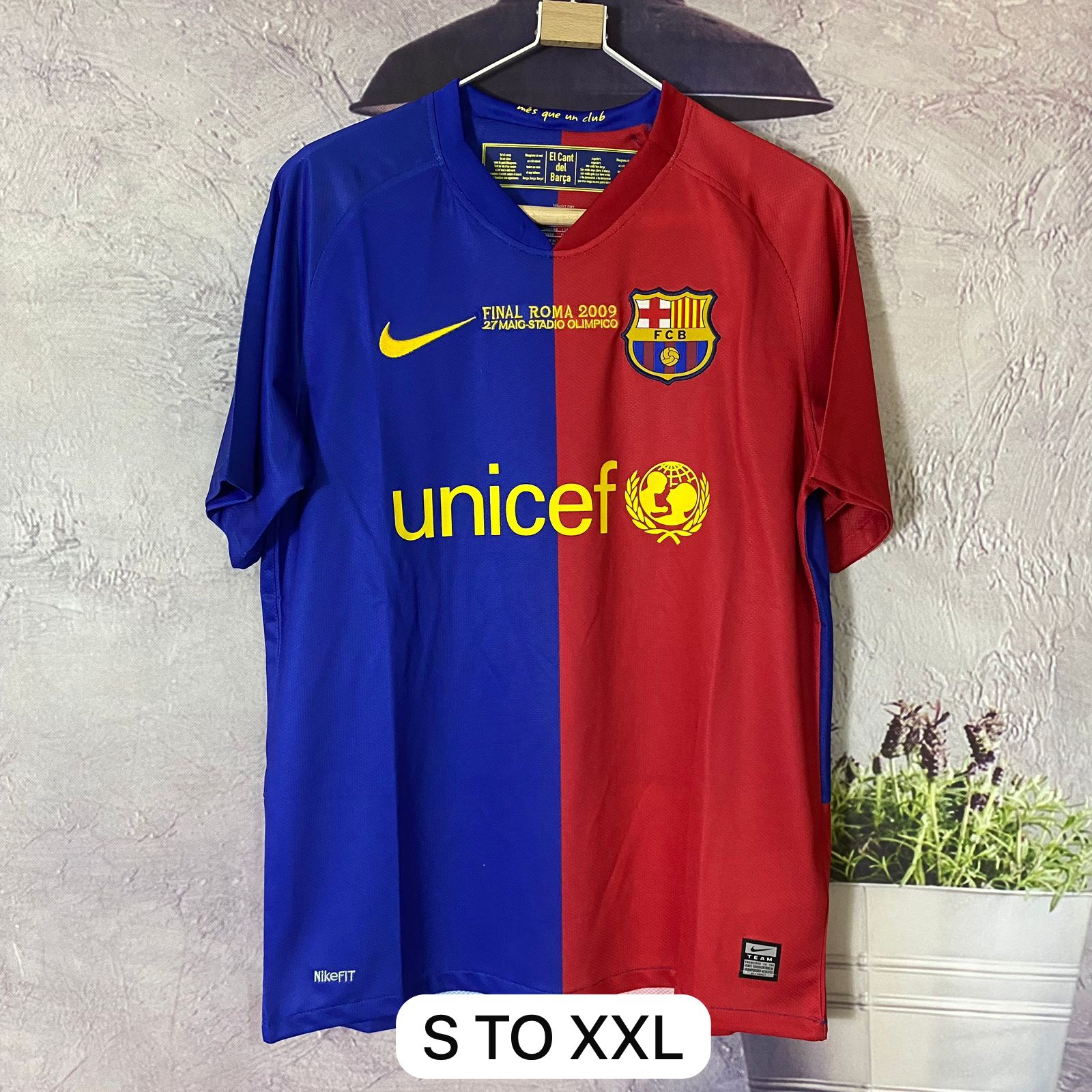 Barcelona Home 08/09