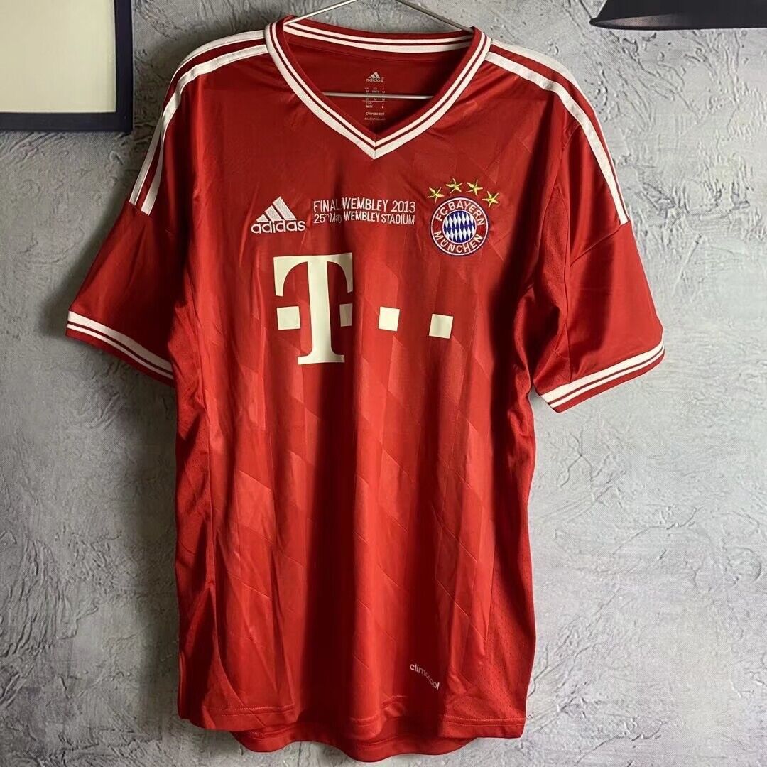Bayern Munich Home 12/13
