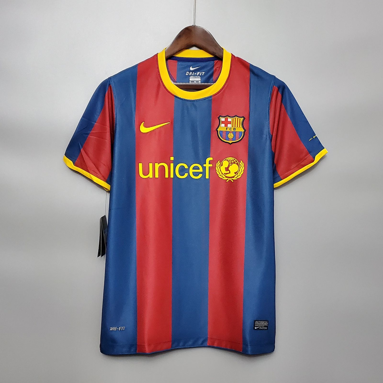 Barcelona Home 10/11
