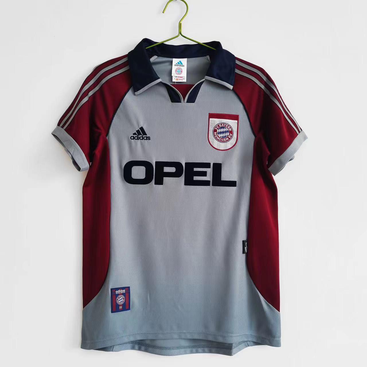 Bayern Munich Away 98/99