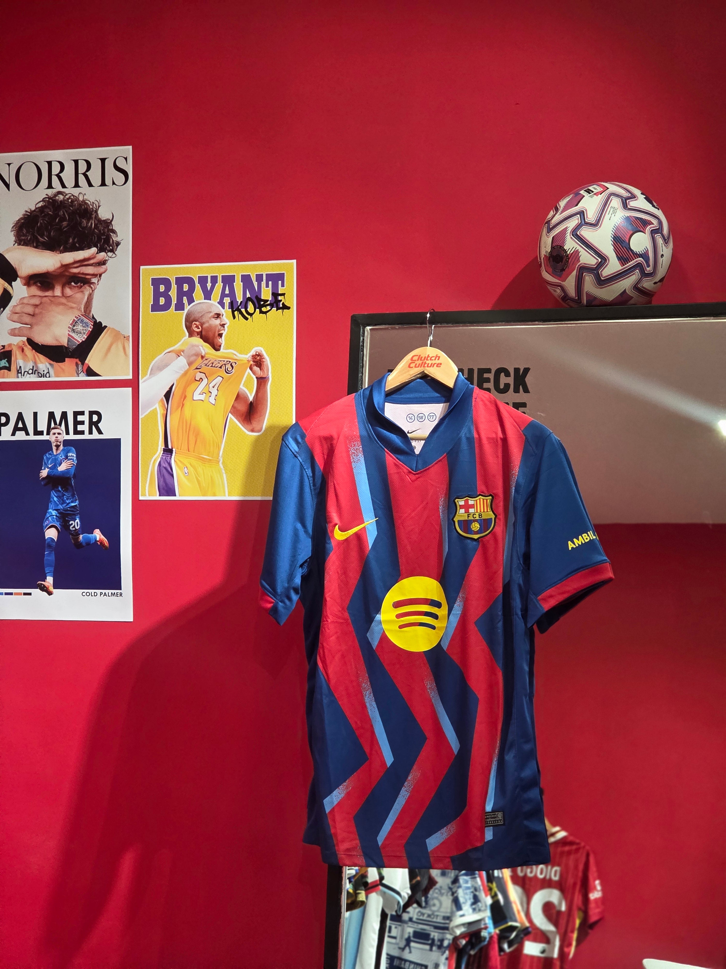 Barcelona 4th 25/26 Fan Version